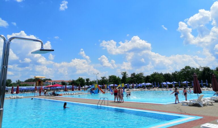 Deschiderea oficială a sezonului estival în Ștrandul din Complexul Sportiv și de Agrement Moldova
