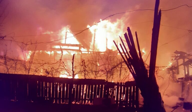 A rămas fără casă din cauza aragazului lăsat nesupravegheat