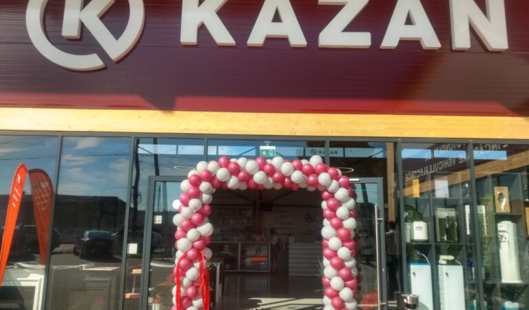 Astăzi a avut loc deschiderea oficială a magazinului Kazan din Roman