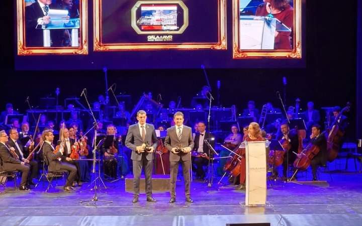 Municipiul Roman a primit trofeul pentru Excelenţă în Digitalizare